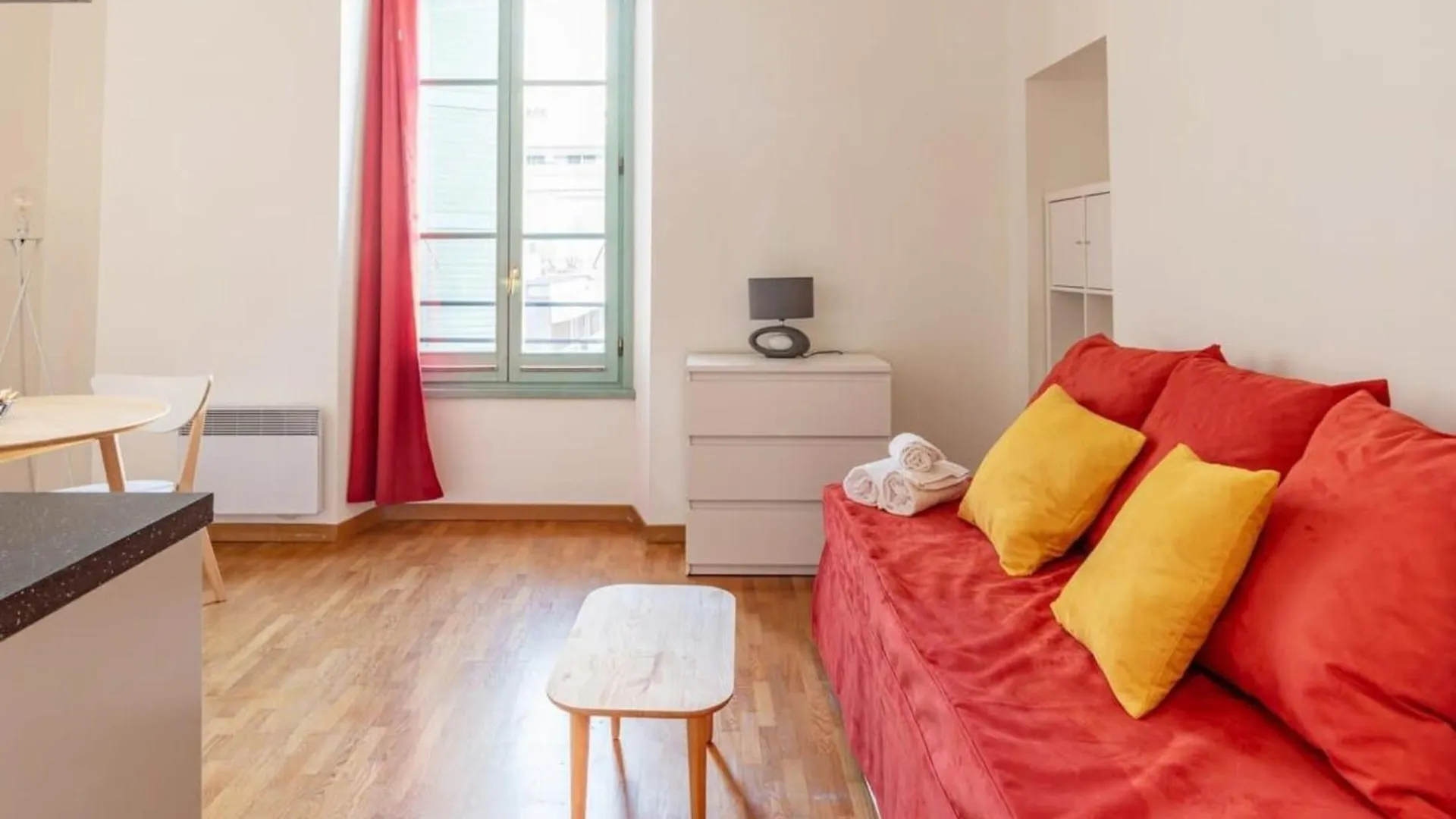 Studio Near Place Massena Nice France
